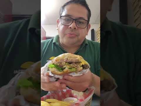 Degustación de hamburguesas con jalapeños: un festival de sabores picantes