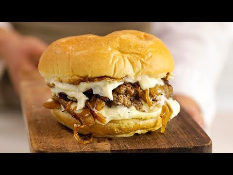 Deliciosas hamburguesas: la combinación ideal de sabores con cebolla