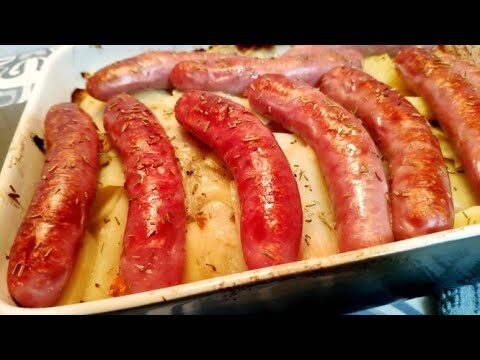 Receta f&aacute;cil de salchichas Bratwurst al horno