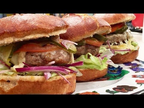 5 deliciosos rellenos para hamburguesas de cerdo